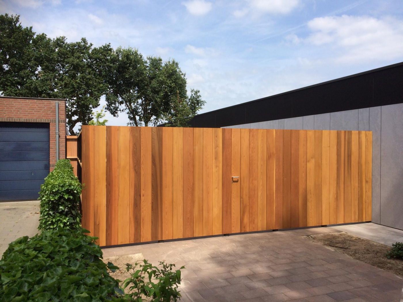 Houten poort specialist vd Mortel Hekwerken & Poorten